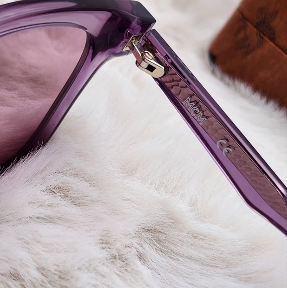 MCM authetic 52MM SIMPLE LOGO SUNGLASSES IN PURPLE new with tags - Picture 10 of 16